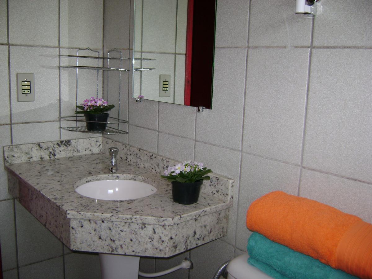 Residencial Pousada Das Araras ฟลอเรียนอโปลิส ภายนอก รูปภาพ